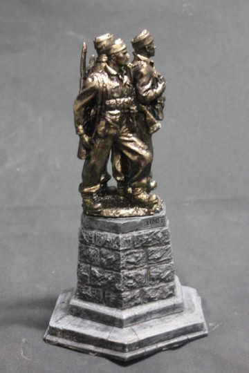 Commando Monument