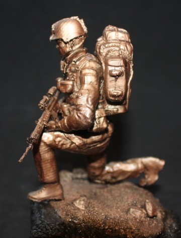 Isaf Militair met Colt